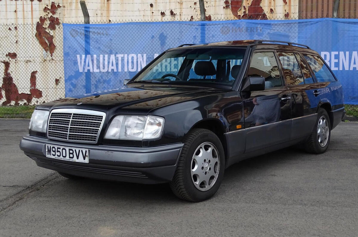 Mercedes-Benz E280 estate - static front Mercedes-Benz E280 estate - static front