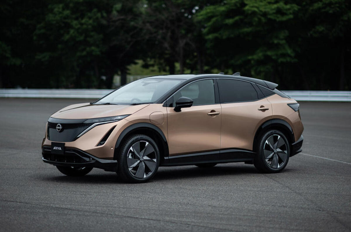 Nissan Ariya - static front