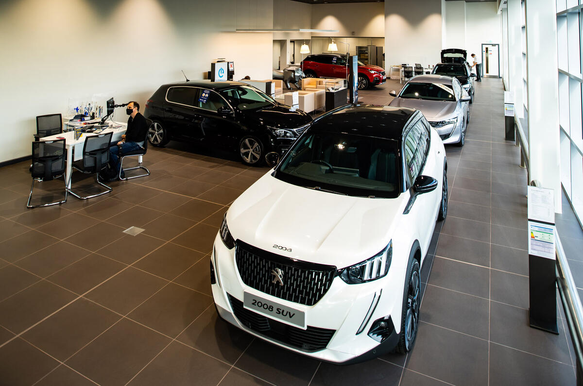 PSA flagship store PSA flagship store