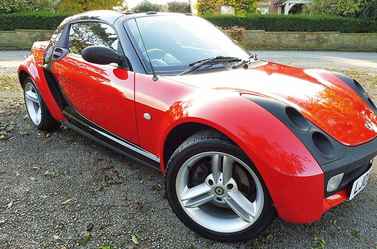 Smart Roadster - stationary front