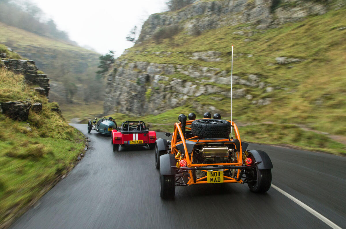 Morgan 3 Wheeler, Caterham Seven 310R, Ariel Nomad: winter drive 
