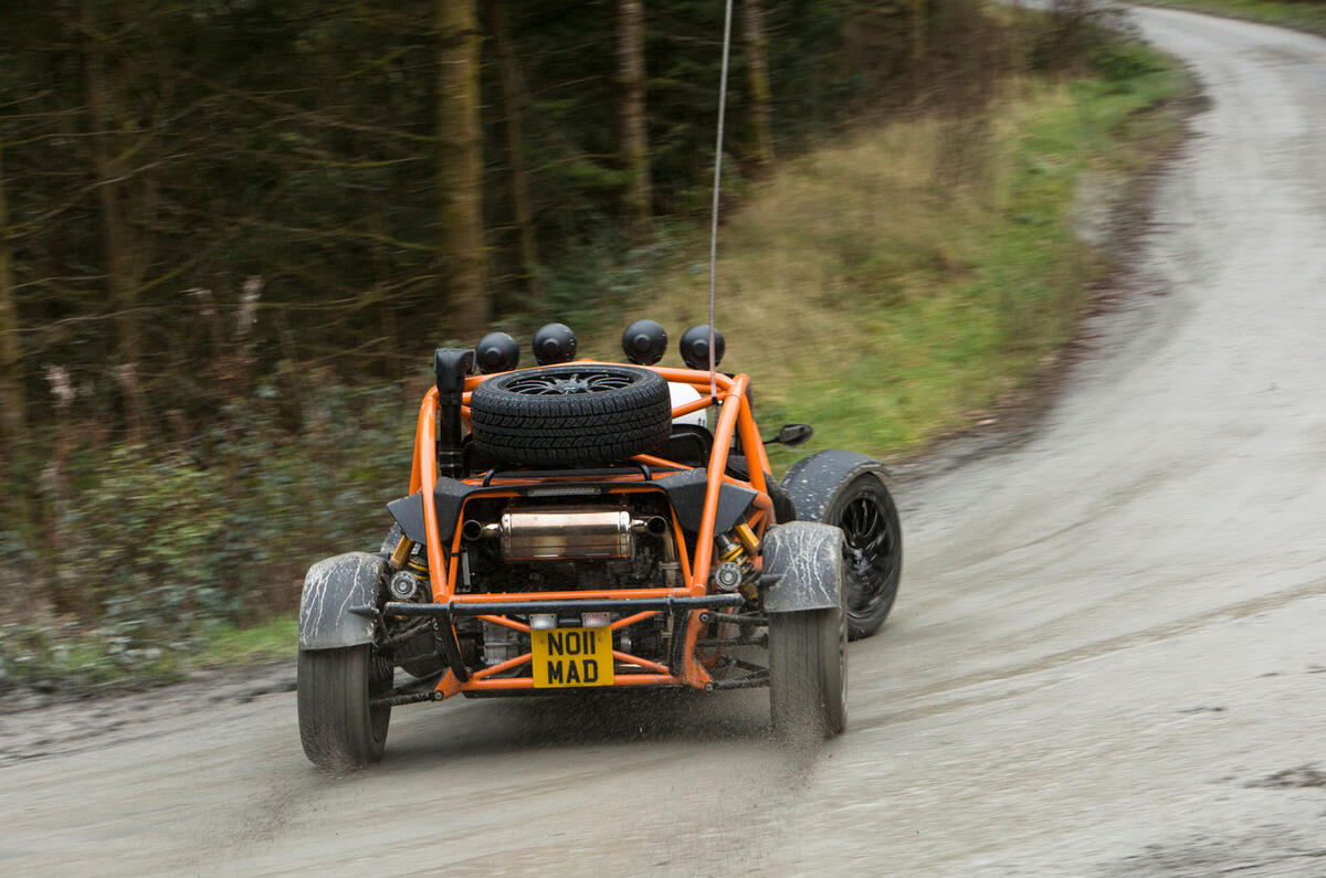 Morgan 3 Wheeler, Caterham Seven 310R, Ariel Nomad: winter drive 