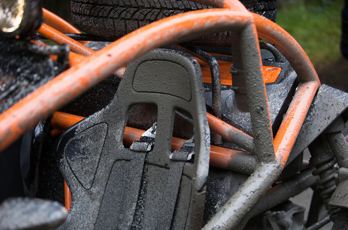 Morgan 3 Wheeler, Caterham Seven 310R, Ariel Nomad: winter drive 