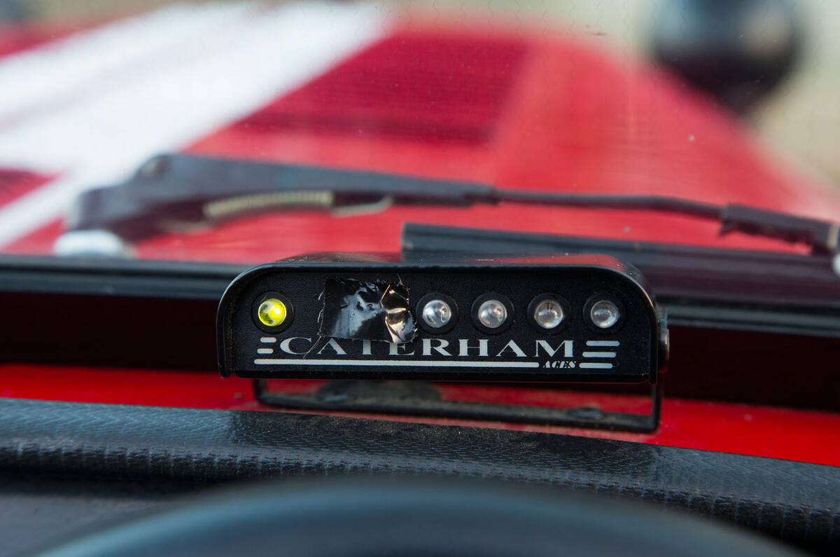 Morgan 3 Wheeler, Caterham Seven 310R, Ariel Nomad: winter drive 