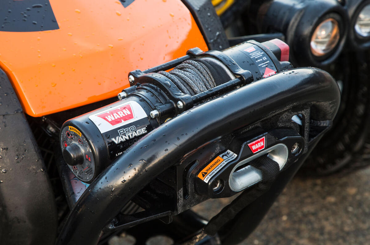 Morgan 3 Wheeler, Caterham Seven 310R, Ariel Nomad: winter drive 