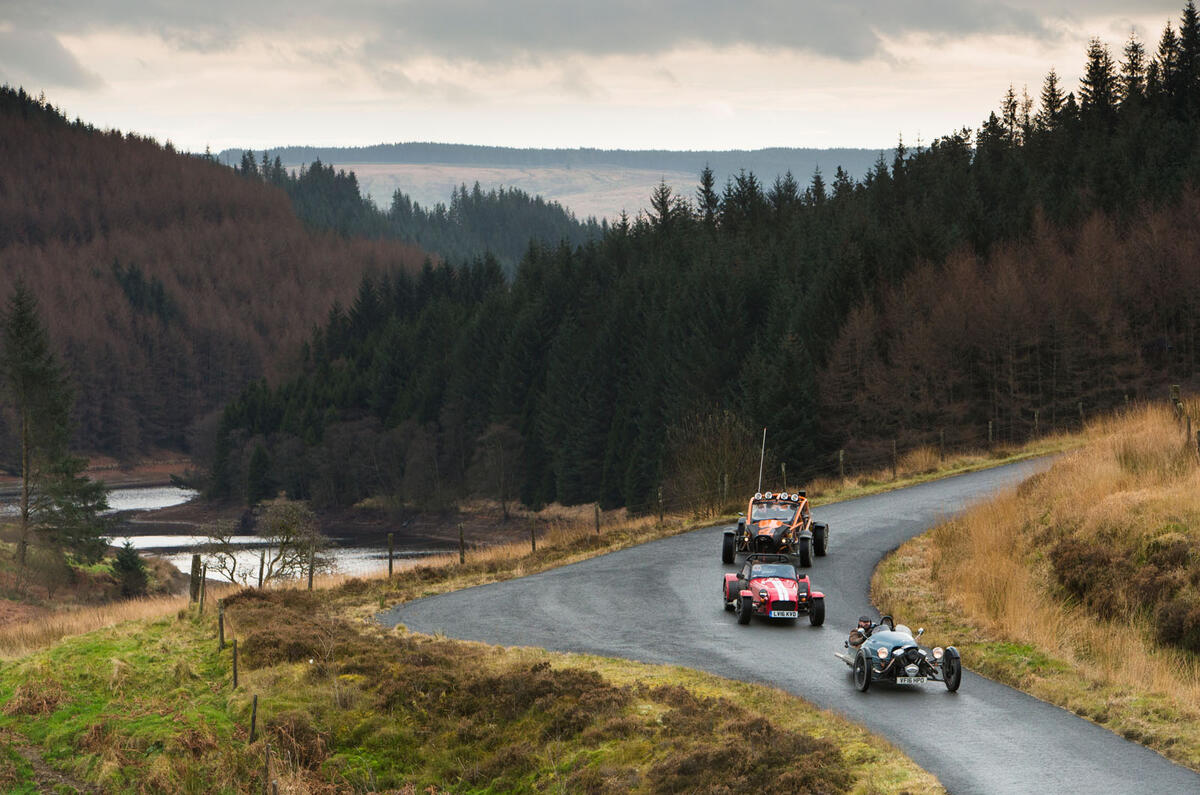 Morgan 3 Wheeler, Caterham Seven 310R, Ariel Nomad: winter drive 