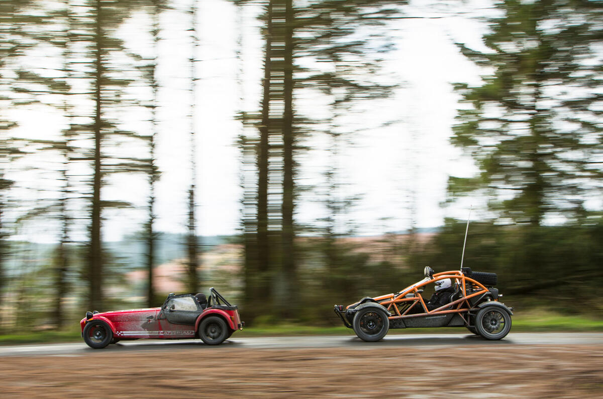 Morgan 3 Wheeler, Caterham Seven 310R, Ariel Nomad: winter drive 