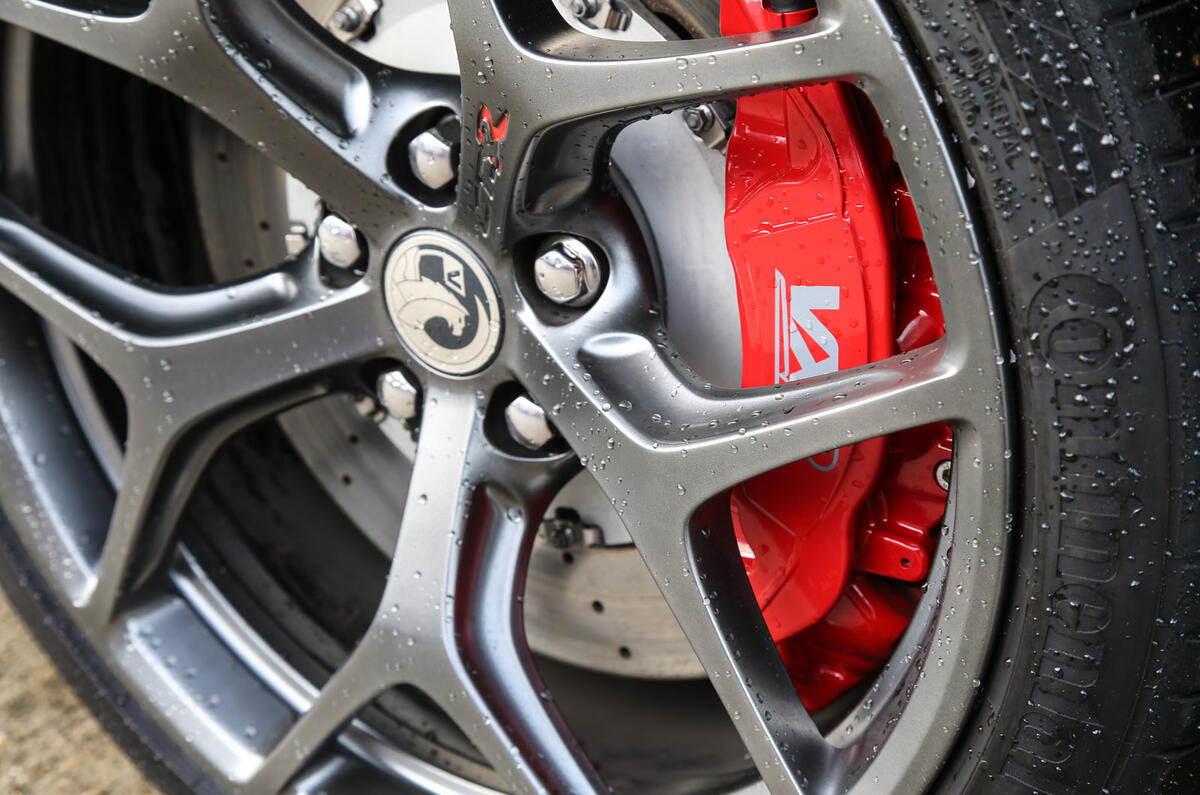 vVauxhall VXR8 - brake calipers vVauxhall VXR8 - brake calipers