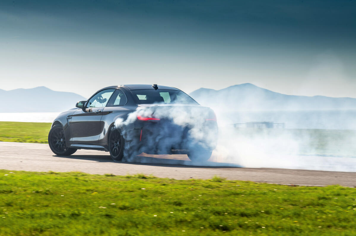 BMW M2 - tracking rear BMW M2 - tracking rear