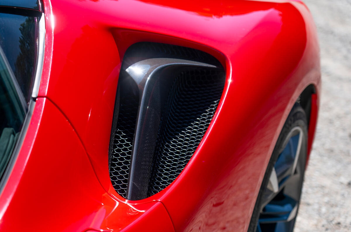 Ferrari SF90 Stradale - air intakes Ferrari SF90 Stradale - air intakes