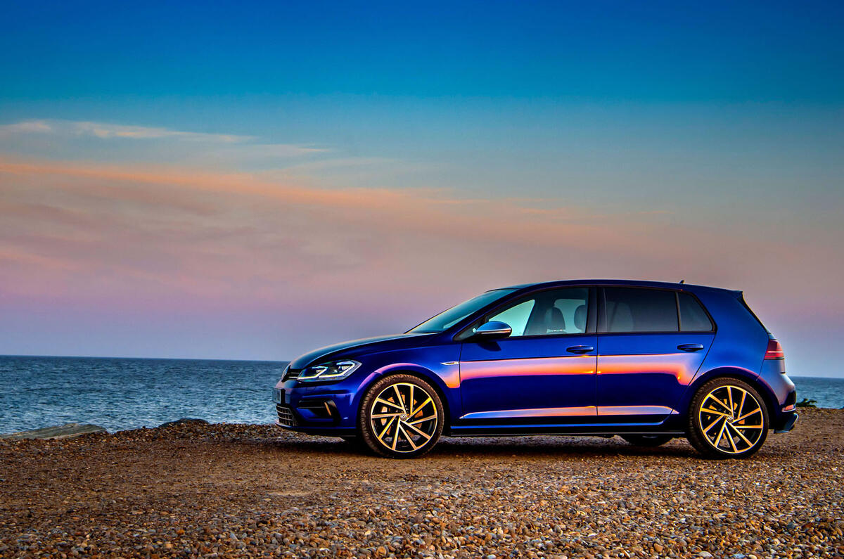 Top 50 cars on sale today - Volkswagen Golf R Top 50 cars on sale today - Volkswagen Golf R