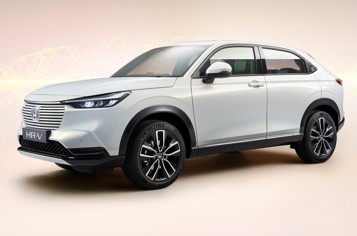 330685 Honda HR V e HEV 2021