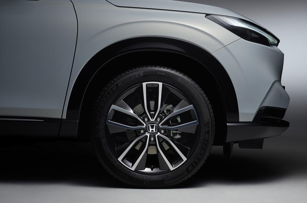 331847 Honda HR V e HEV 2021