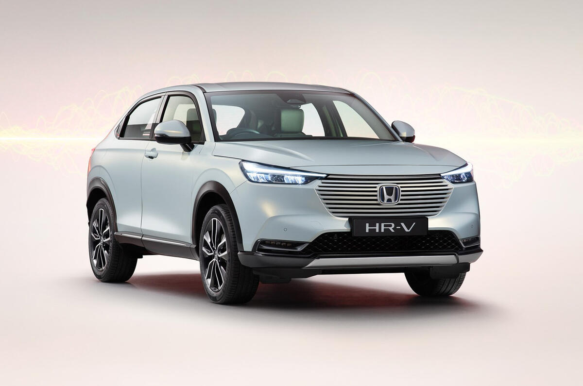 331856 Honda HR V e HEV 2021