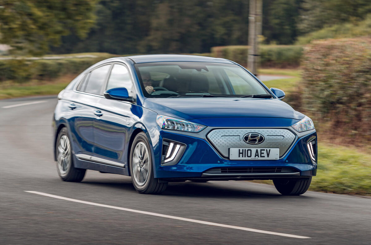 Hyundai Ioniq Electric - hero front Hyundai Ioniq Electric - hero front