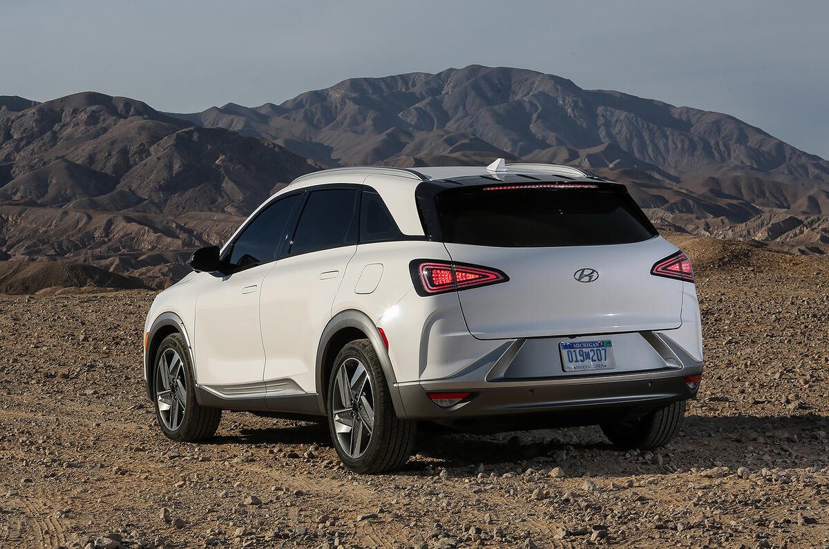 Hyundai Nexo hydrogen fuel cell-powered SUV revealed at CES