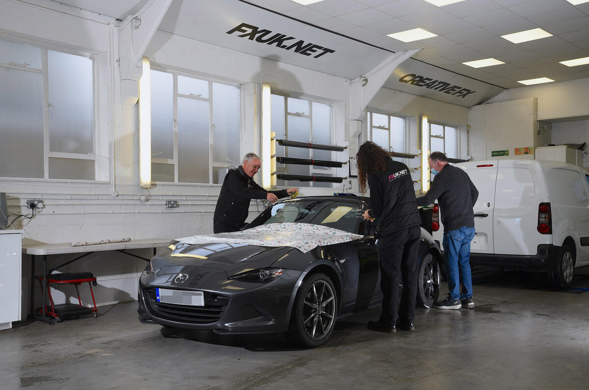 How to wrap a car How to wrap a car