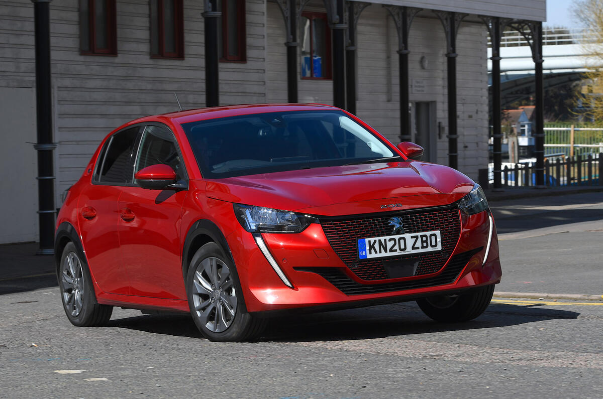 Peugeot e-208 - hero front