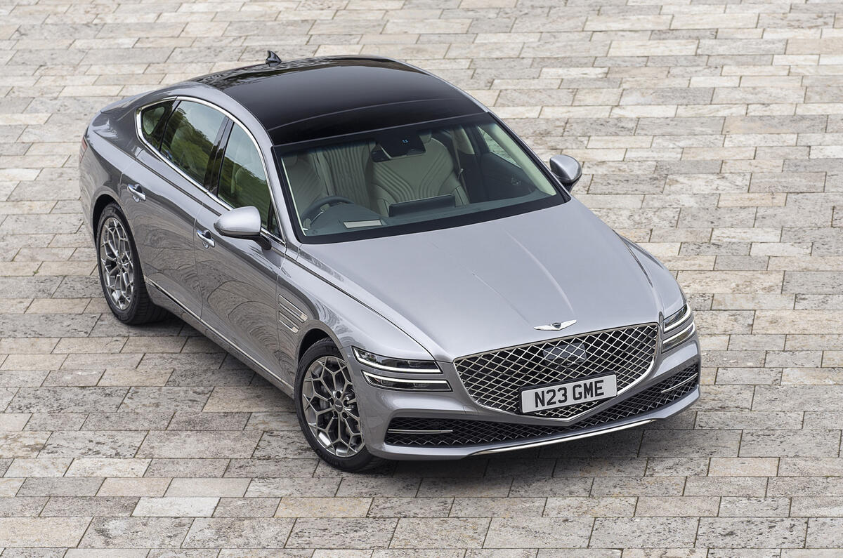391 Genesis G80 RHD Savile Silver