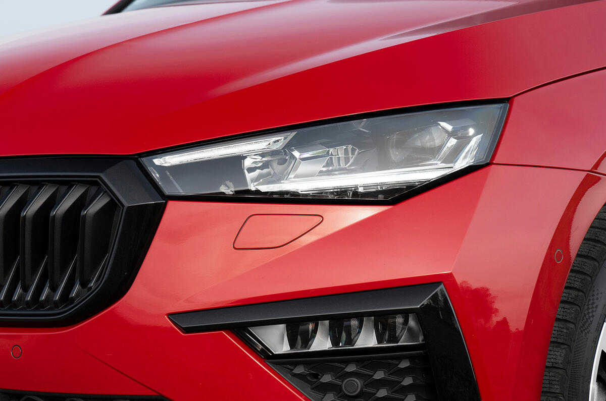 Skoda Scala LED headlights Skoda Scala LED headlights