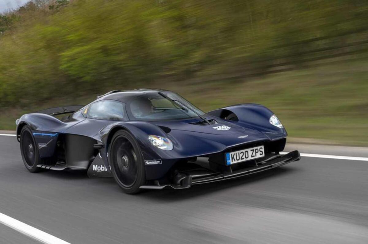 3 aston martin valkyrie 2 1