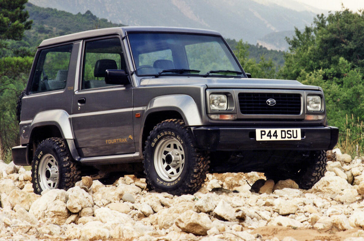 Daihatsu Fourtrak - stationary front Daihatsu Fourtrak - stationary front