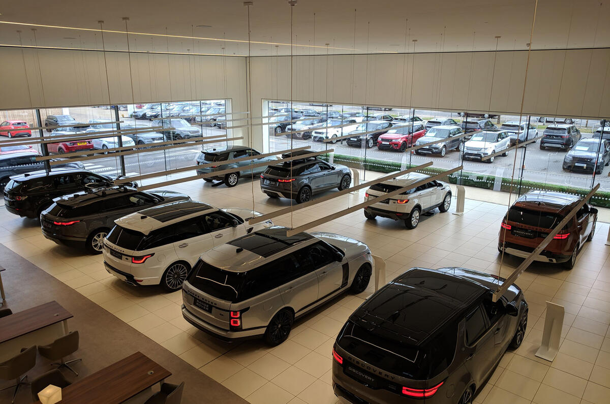 3 Land Rover Cambridge  201881610401791