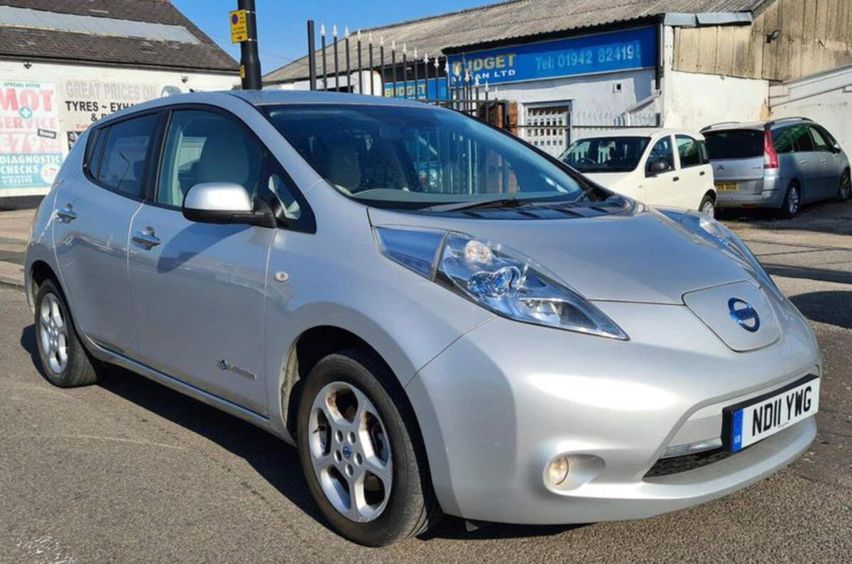 3 Nissan Leaf 3 Nissan Leaf