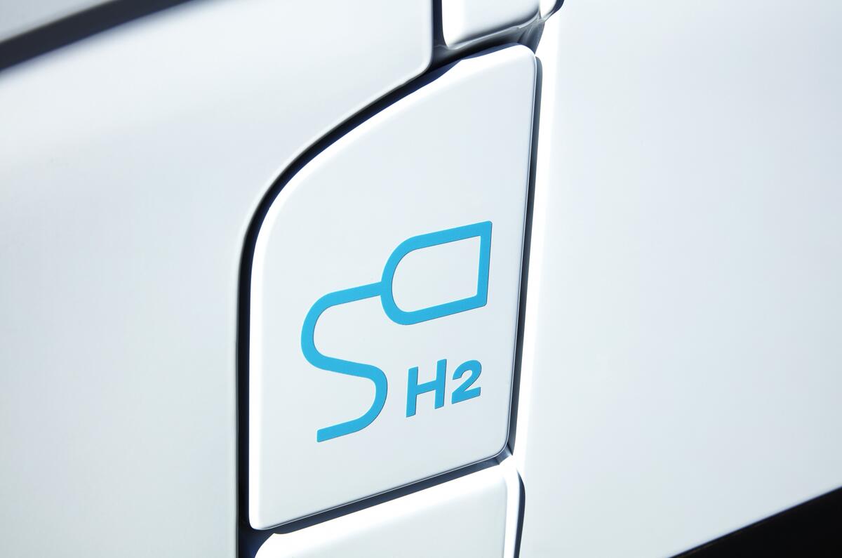 3 Renault Master hydrogen