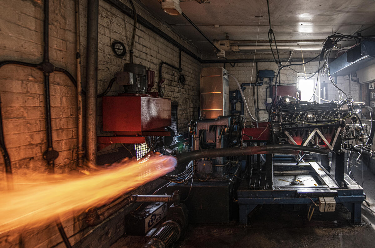 3V16underpowerMedRes 3V16underpowerMedRes