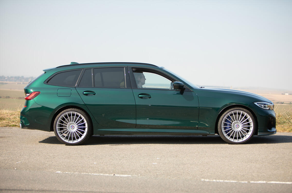 Alpina B3 Touring - side