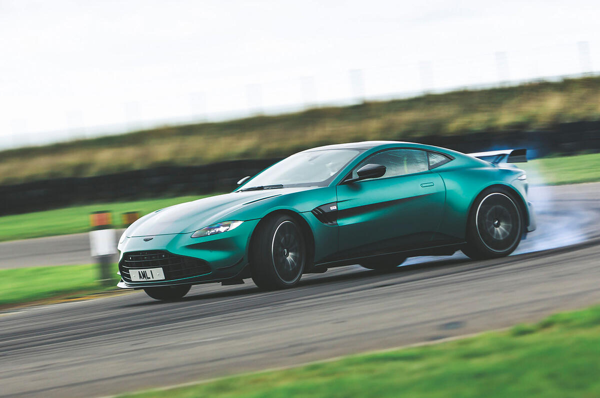 4 aston martin vantage f1 edtion top 10 4 aston martin vantage f1 edtion top 10