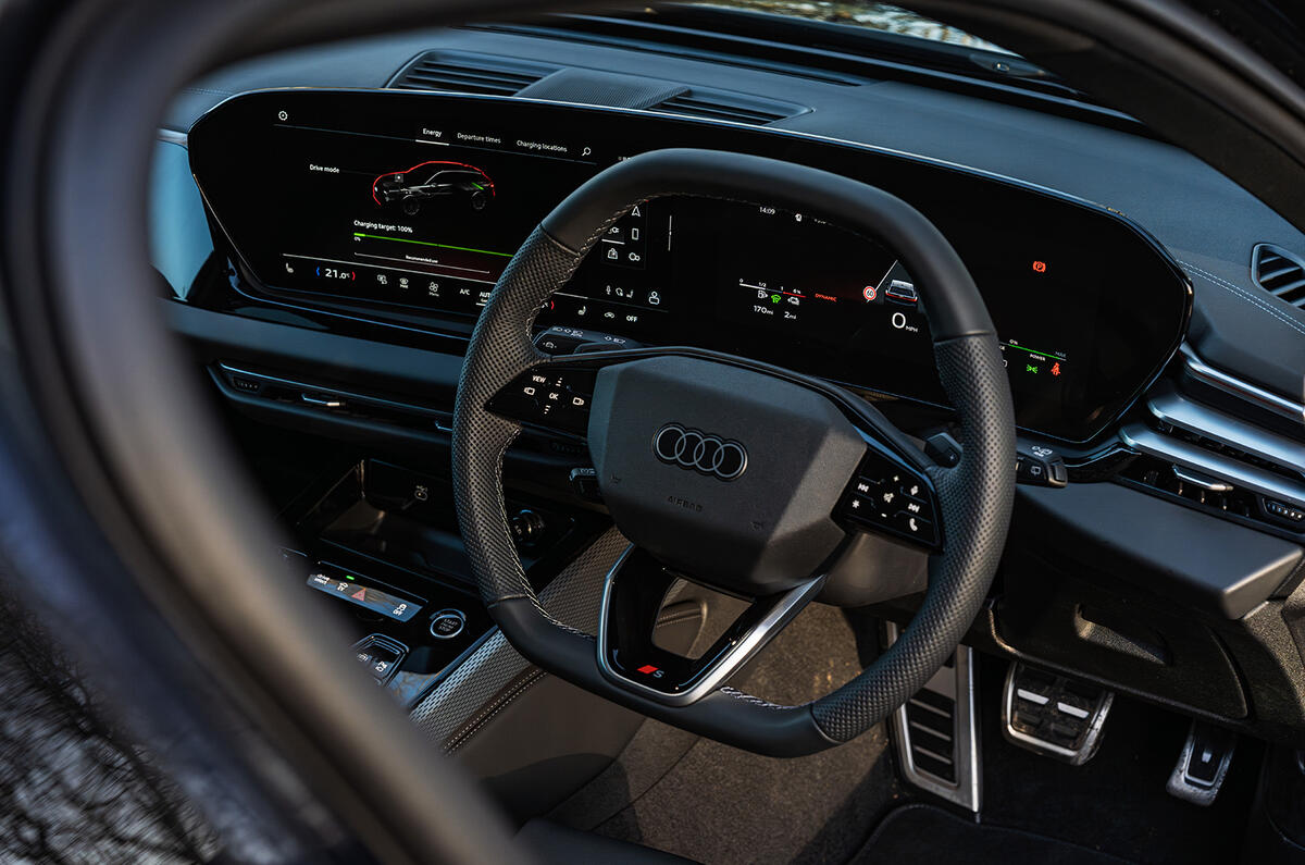 Audi A5 Avant e-hybrid interior