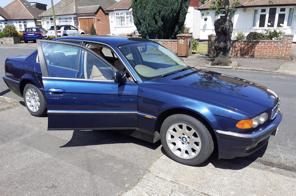 BMW 728i - static front BMW 728i - static front