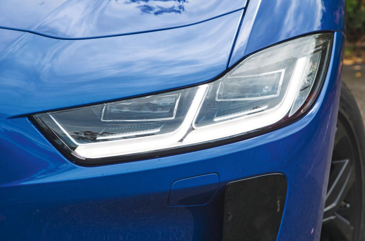 Jaguar I-Pace 2018 - headlights Jaguar I-Pace 2018 - headlights