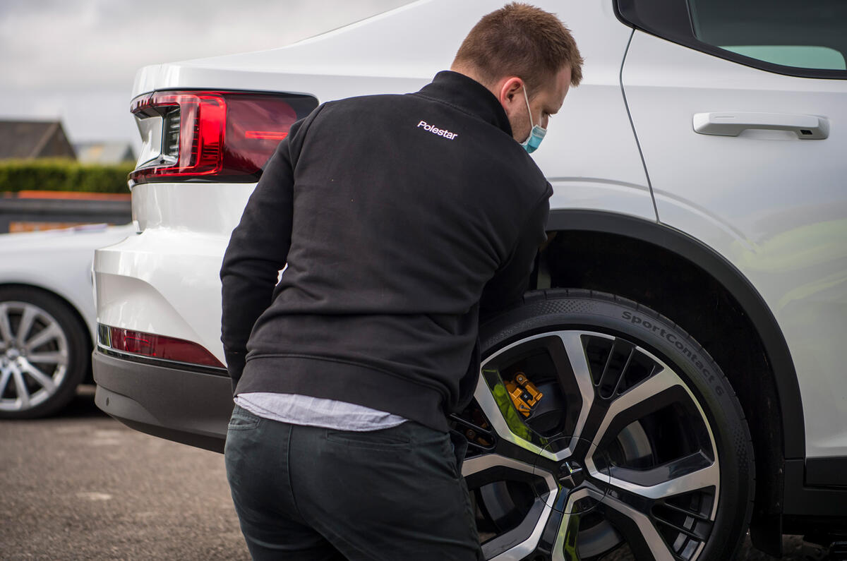 4 Polestar 2 Goodwood 2021 dampers adjust 4 Polestar 2 Goodwood 2021 dampers adjust