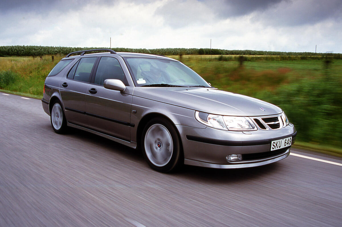 Saab 9-5 Estate - hero front Saab 9-5 Estate - hero front