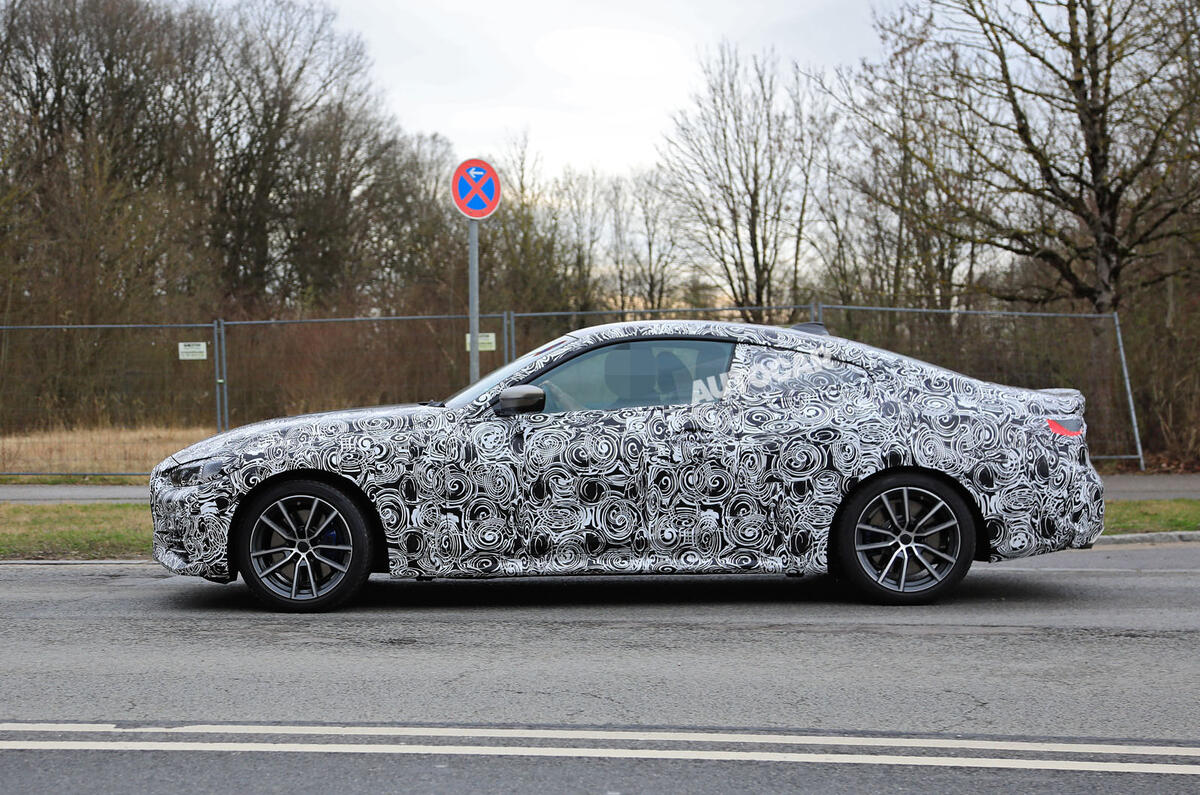 BMW 4 Series Coupe 2020 - hero side BMW 4 Series Coupe 2020 - hero side