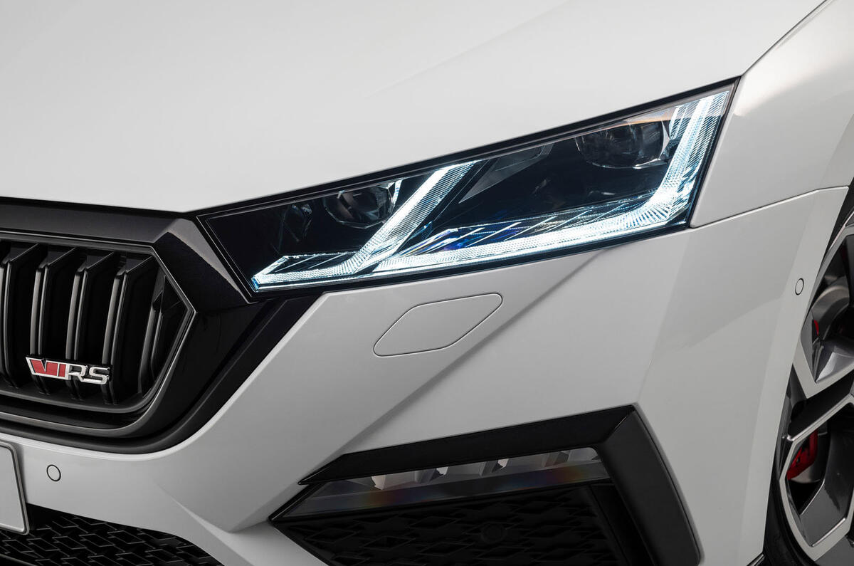 Skoda Octavia vRS 2020 - stationary front Skoda Octavia vRS 2020 - stationary front