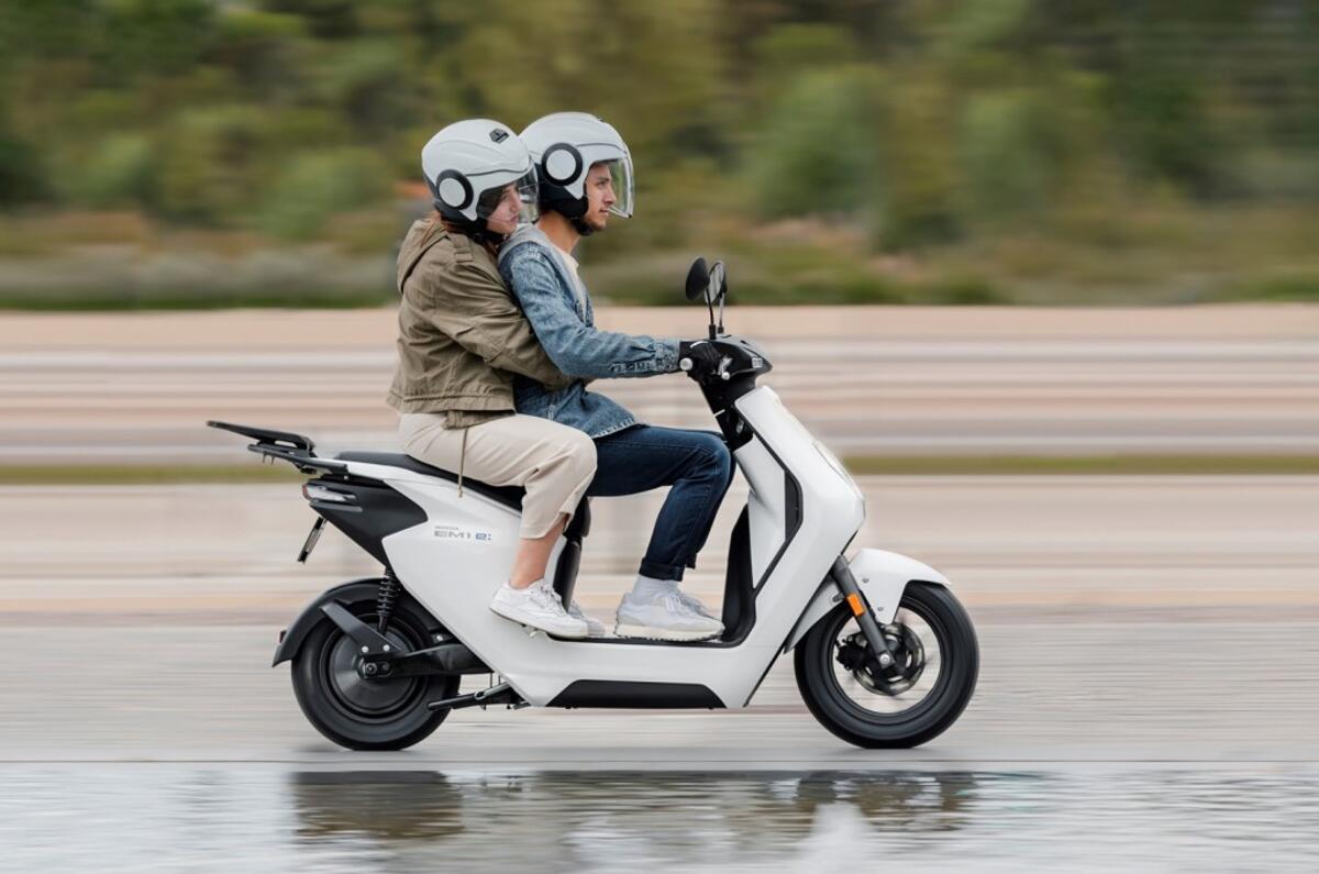 421517 23YM HONDA EM1e Location 421517 23YM HONDA EM1e Location