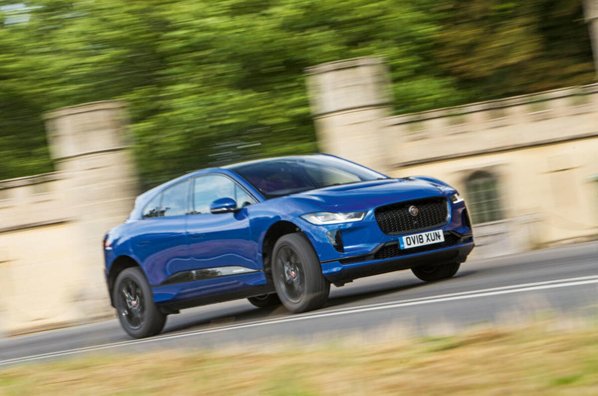 43 jaguar i pace 2018 rt cornering front
