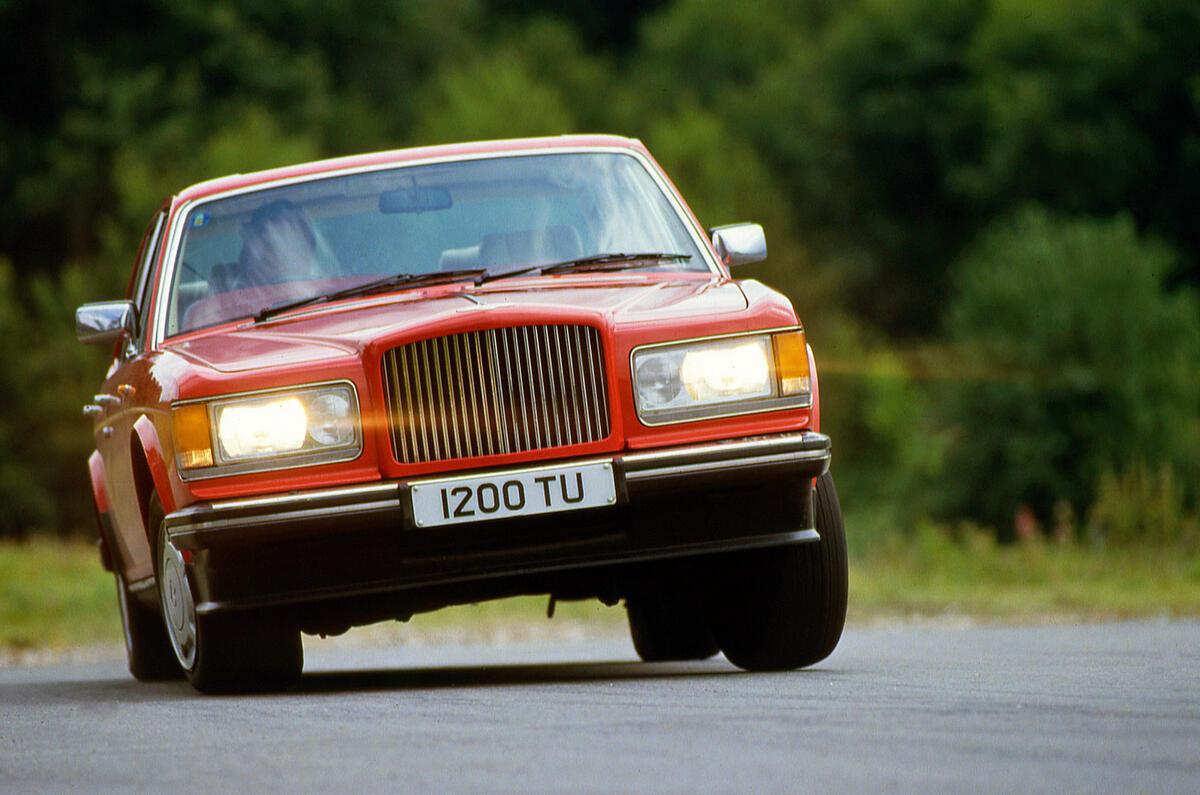Bentley Turbo R - tracking front Bentley Turbo R - tracking front