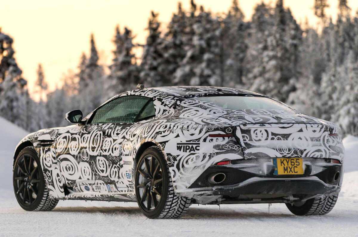 Aston Martin Vantage Aston Martin Vantage