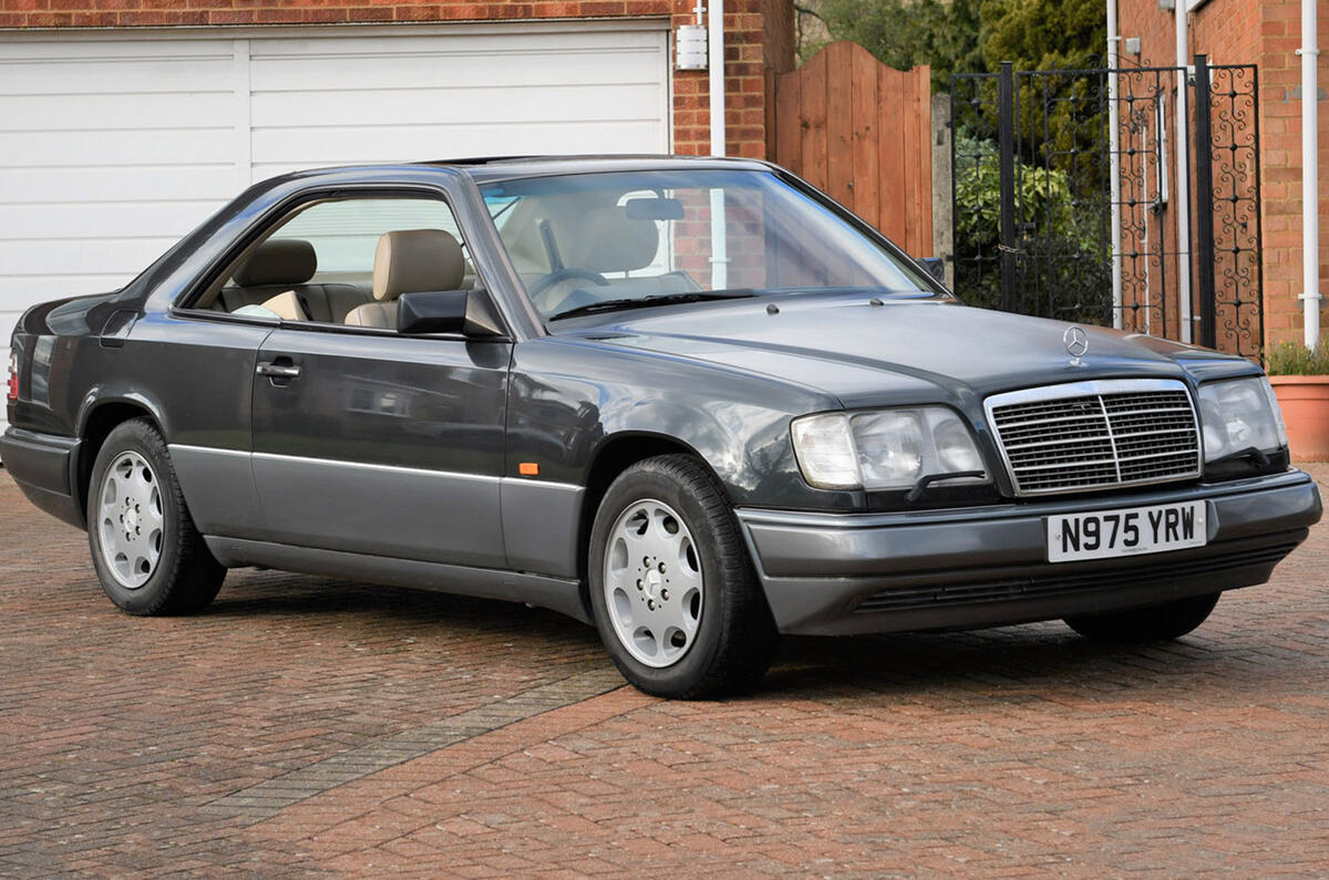 4 Mercedes E320 coupe 4 Mercedes E320 coupe
