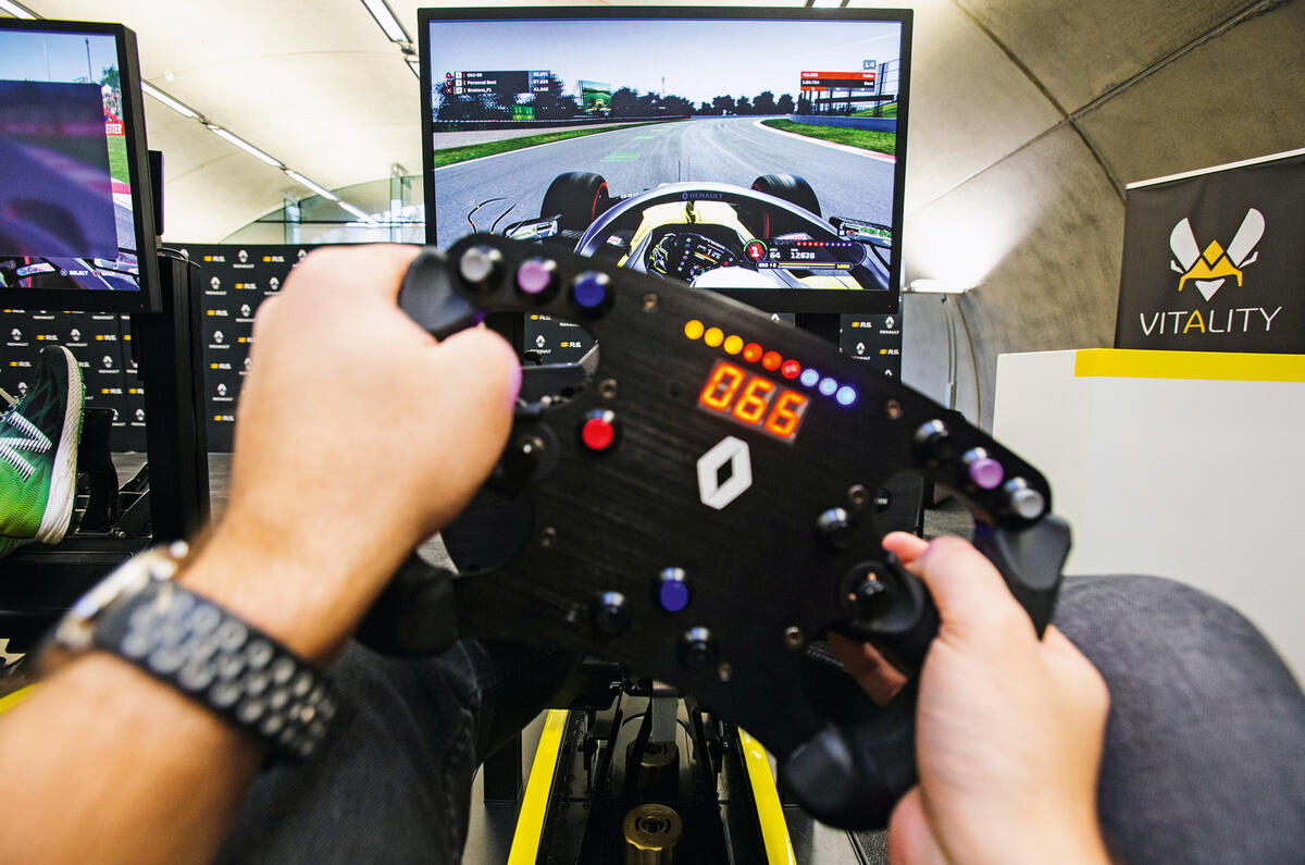 Renault e-sports 2020 - wheel Renault e-sports 2020 - wheel