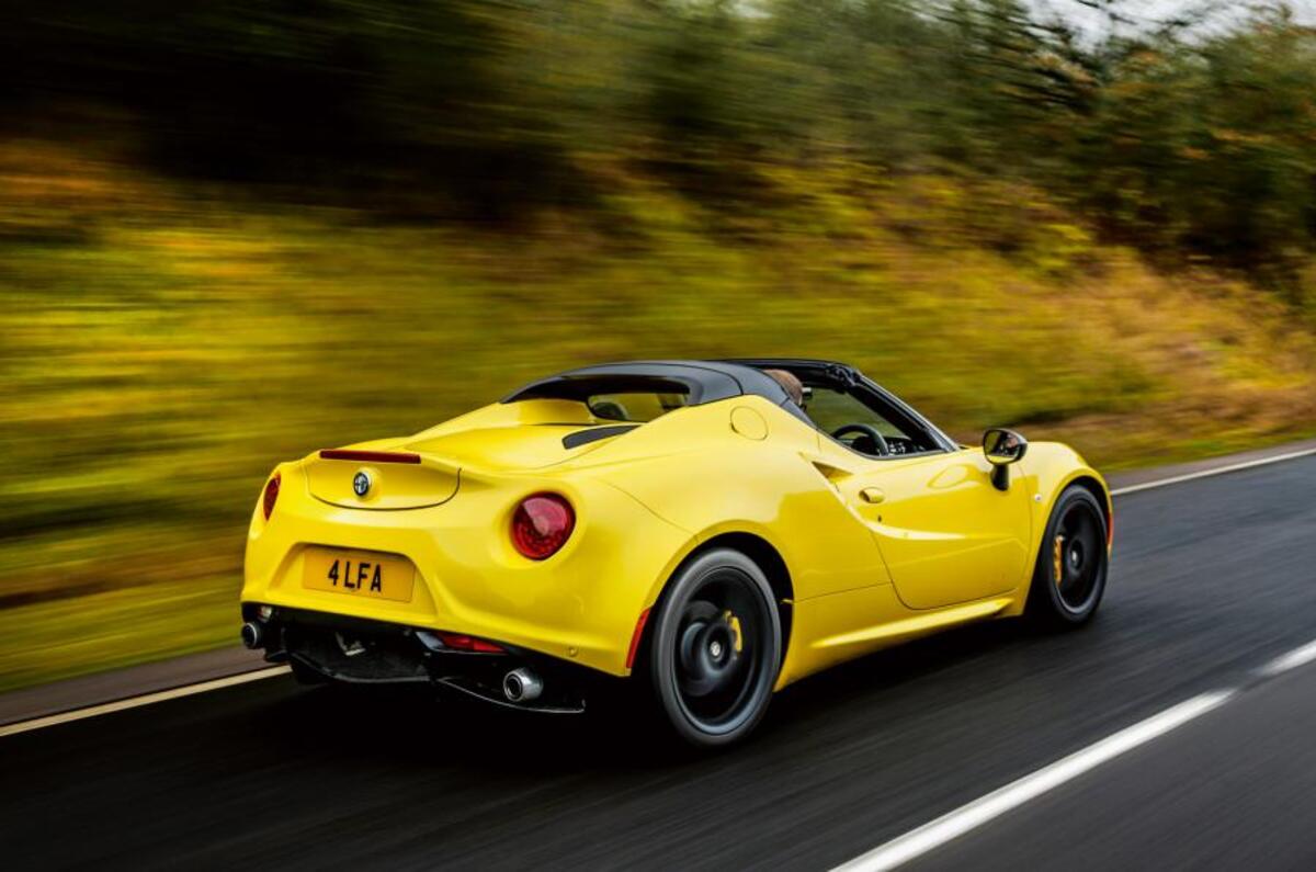 Overhauled Alfa Romeo 4C planned for 2018 reveal