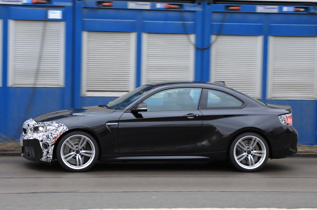 Facelifted BMW M2 side profile