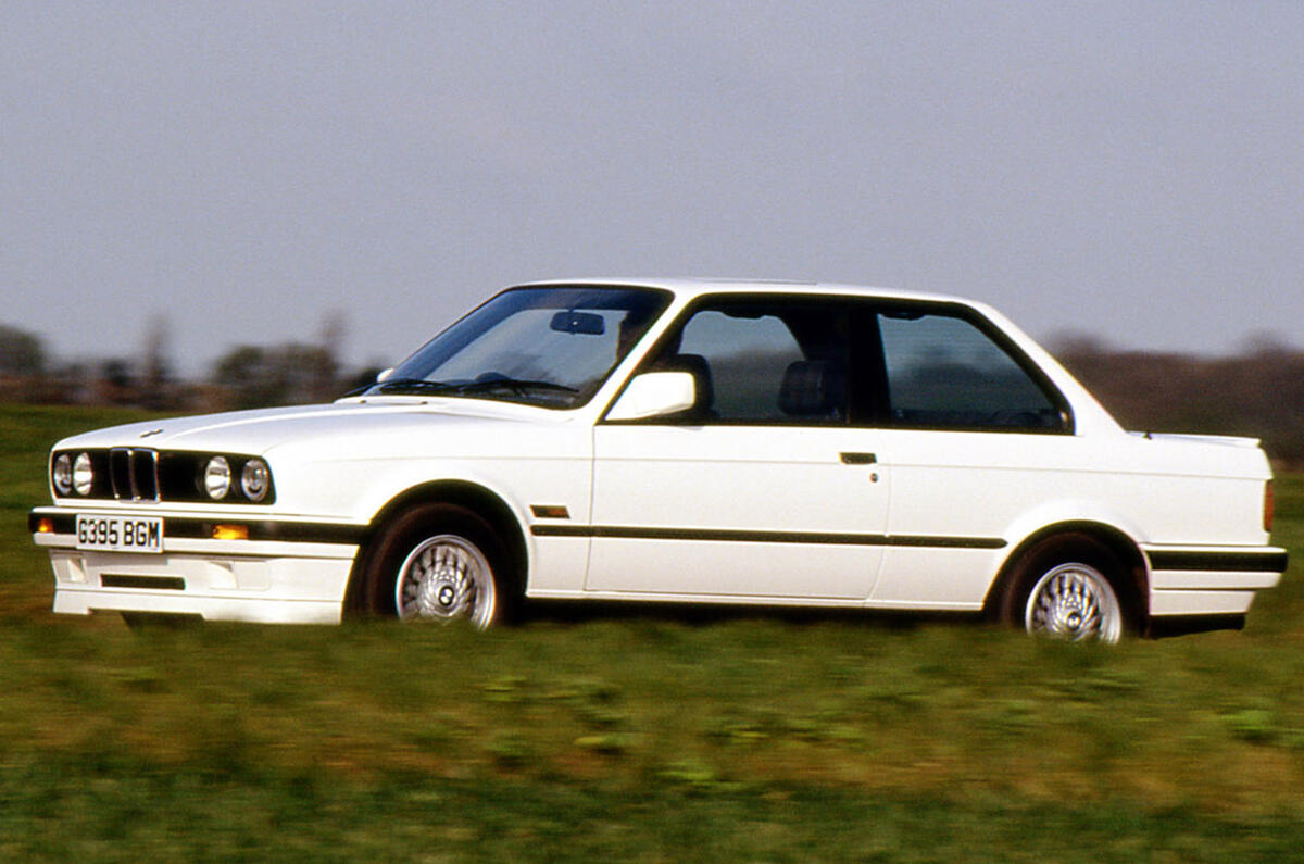 BMW 325i - hero side