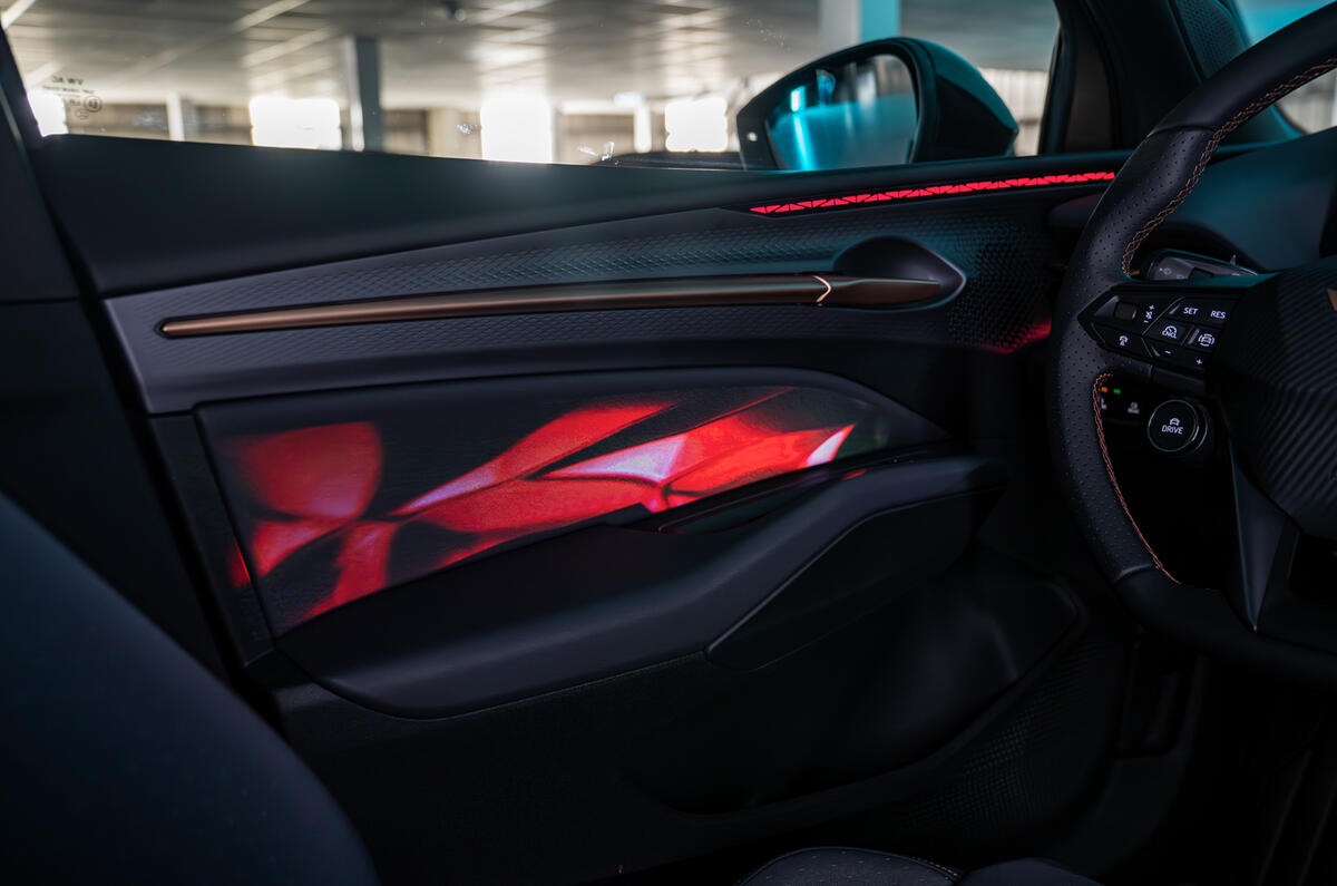 CUPRA Raval