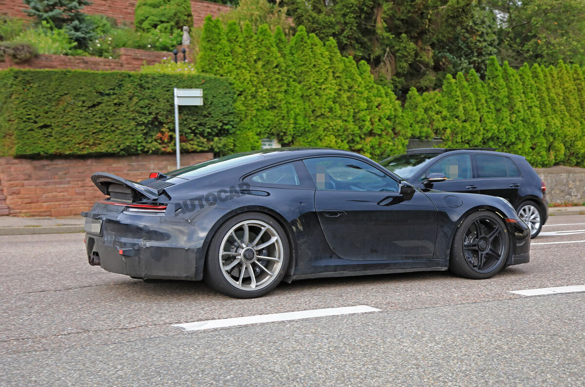 2020 Porsche 911 GT3 spotted testing side